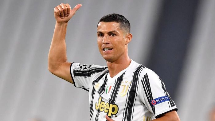 Tóc Ronaldo thu hút sự chú ý đặc biệt